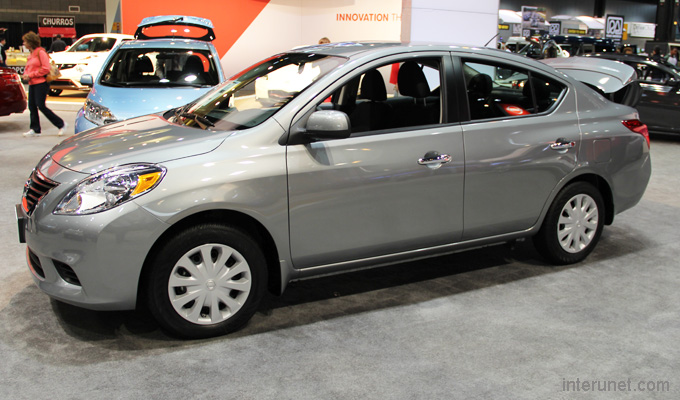 2013 Nissan versa sedan top speed