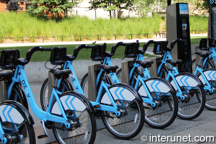 Divvy bikes Divvy bikes station in Chicago Loop