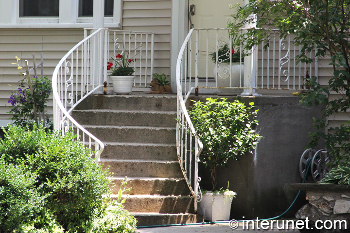 concrete porch concrete-porch-with-rounded-stairs