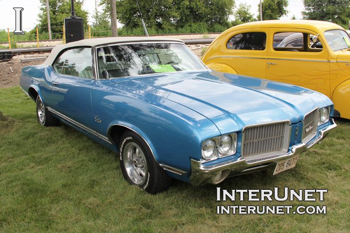 1971-Oldsmobile-CutLass-Supreme