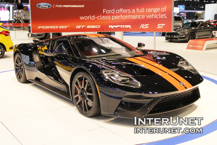 2017-Ford-GT