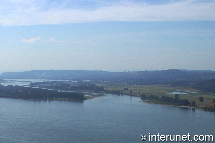 Columbia-River