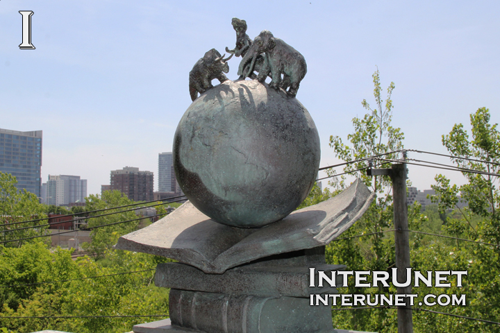 Sculpture-in-Chicago