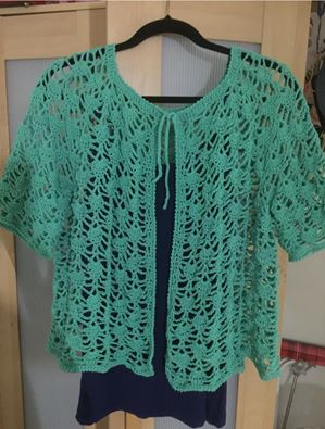 crochet-cardigan-green