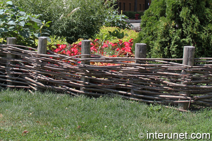 old style fence old-style-decorative-wood-fence