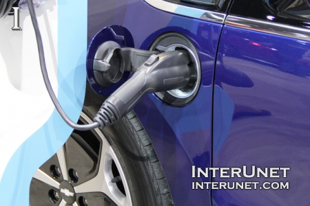 electric car Chevrolet-Volt-charging