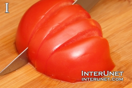 Tomato cutting-tomato