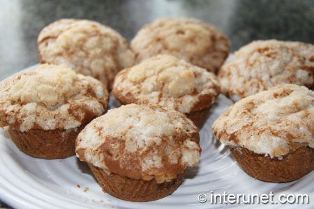 banana-muffins