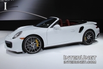 2017 Porsche 911 Turbo S 2017-Porsche-911-Turbo-S