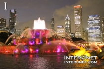 Buckingham-fountain-at-night