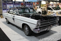 1966-Ford-Fairlane-police-car 