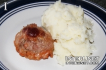 Meatball meatball-with-mashed-potato