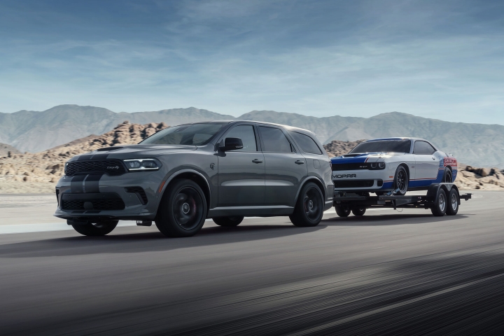 2021 Dodge Durango SRT Hellcat towing trailer