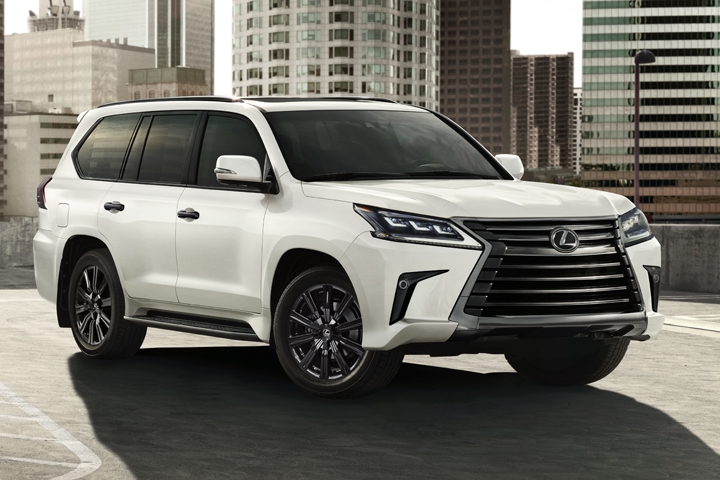 2021 Lexus LX 570 front