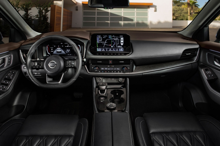 2021 Nissan Rogue black leather interior