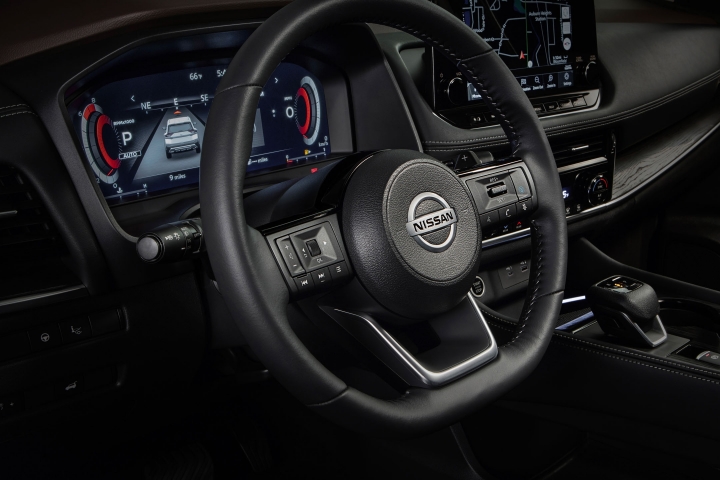 2021 Nissan Rogue steering wheel