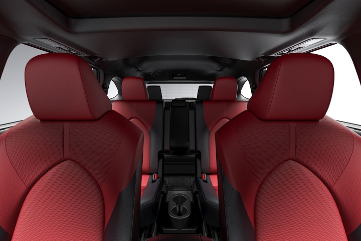 2021 Toyota Highlander XSE sport seats
