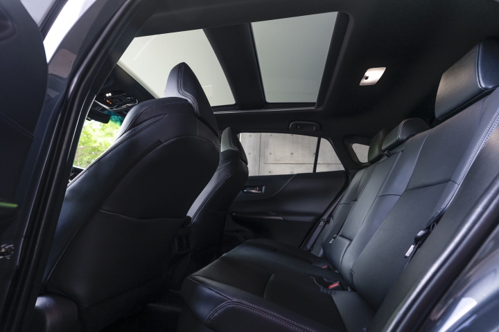 2021 Toyota Venza Limited rear seats