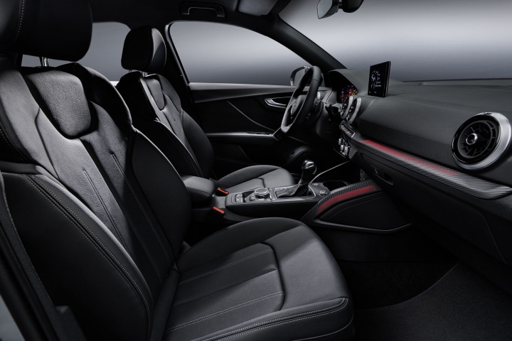 2021-Audi-Q2-black-interior