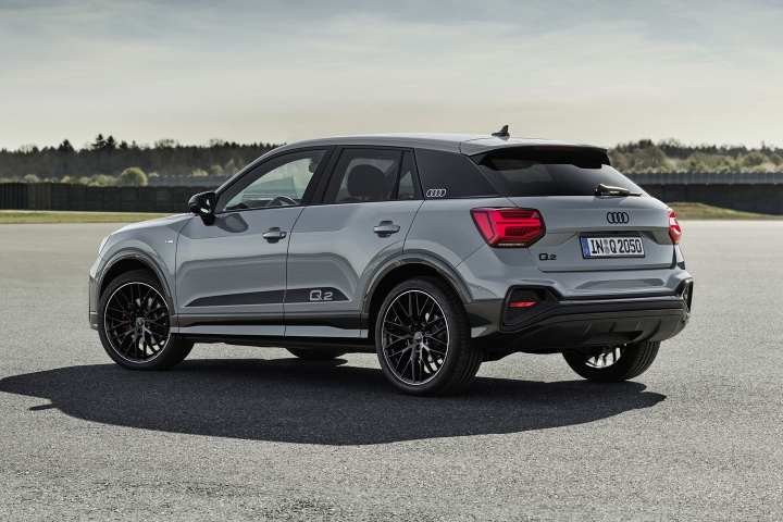 2021-Audi-Q2-left-side