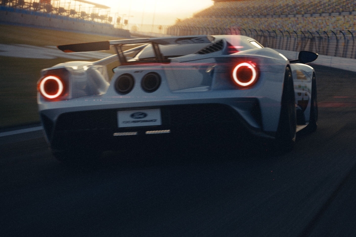 2021-Ford-GT-race