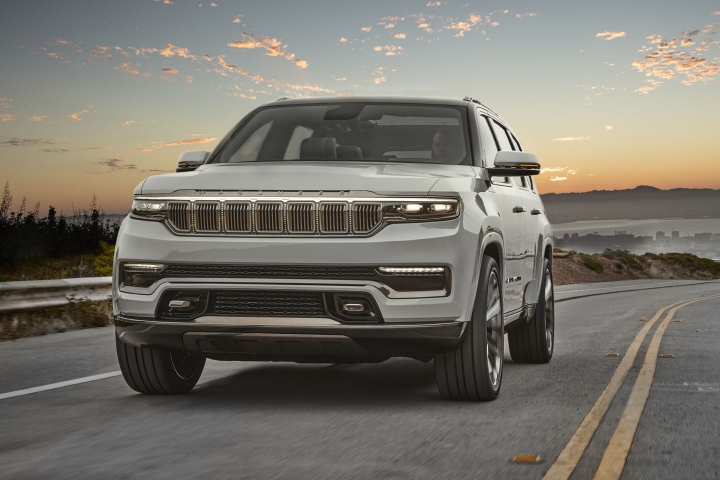 2022-Jeep-Grand-Wagoneer-hybrid-electric