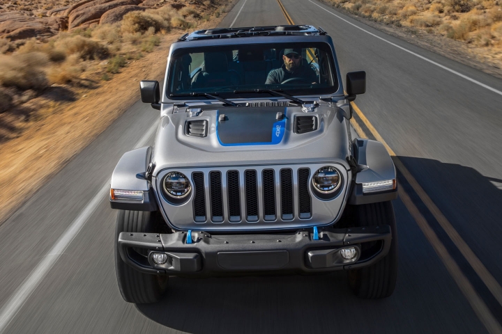 2021-Jeep-Wrangler-Rubicon-4xe-performance