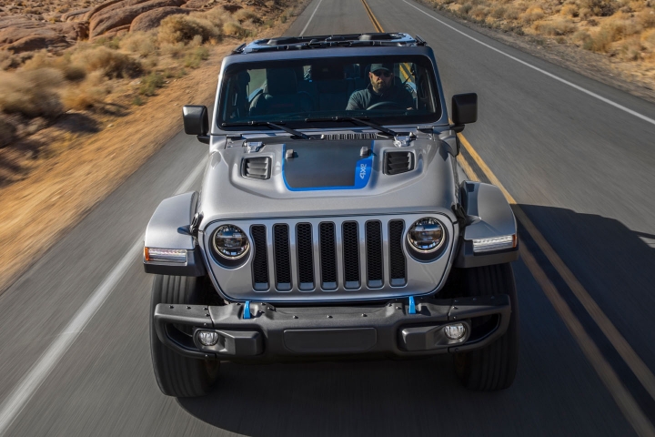 2021-Jeep-Wrangler-Rubicon-4xe-performance