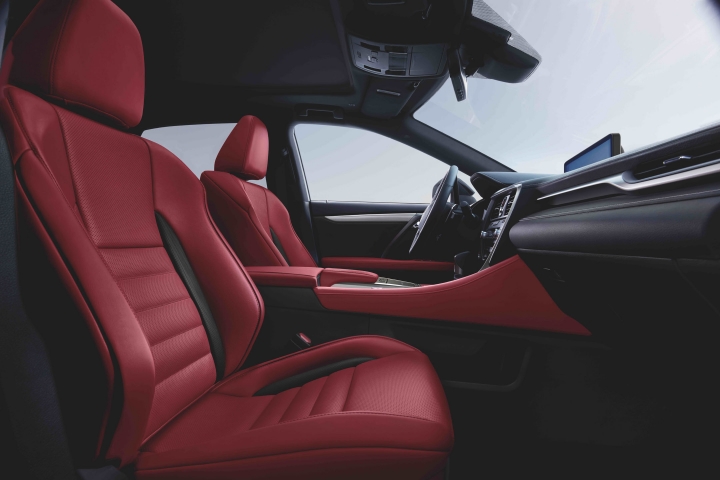 2021_Lexus_RX_Front_Sport_Seats