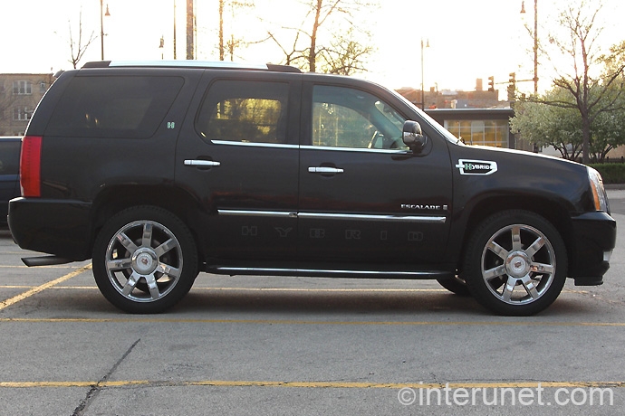 Cadillac-Escalade-Hybrid