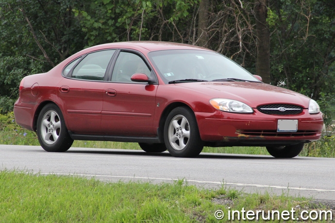 Ford Taurus Ford-Taurus-2002