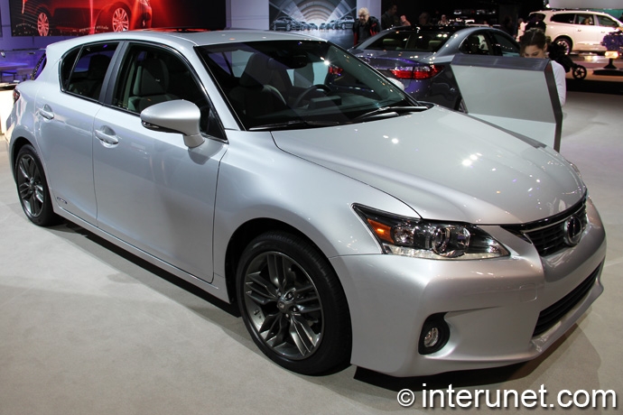 Lexus-CT-200h