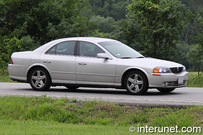 Lincoln-LS-2002