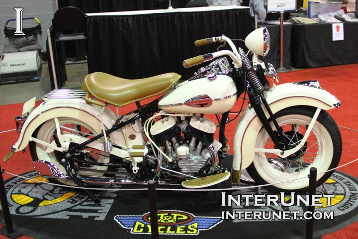 1946 Harley-Davidson WLA 45 1946-Harley-Davidson-WLA-45-rebuilt-custom