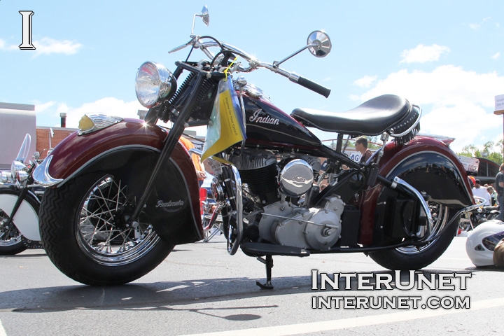 1948 Indian Chief 1948-Indian-Chief-side-left-front