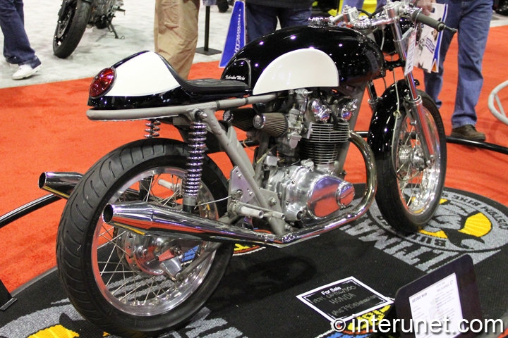 1971 Honda CB450 1971-Honda-CB450-right-rear-side-view