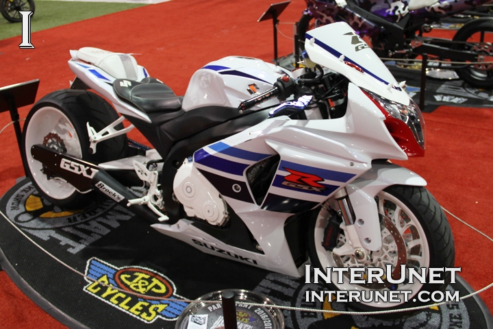 Custom Bike 2013-Suzuki-GSXR-1000-custom-sport-bike
