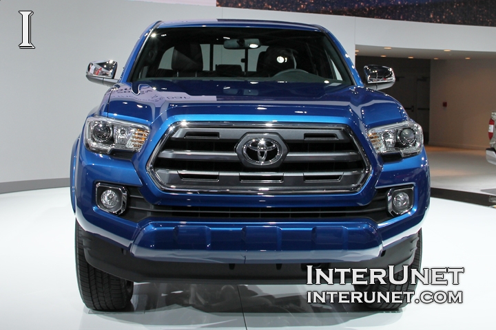  2016 Toyota Tacoma front view