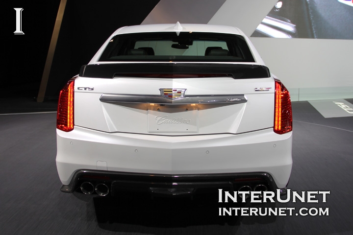 2016-Cadillac-CTS-V-rear