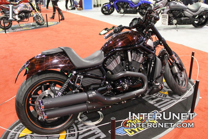 Harley-Davidson Black Widow 2016-Harley-Davidson-Black-Widow