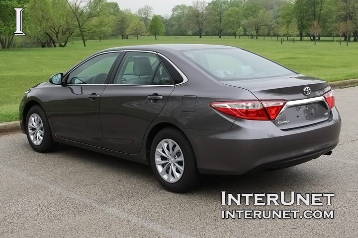 2016 Toyota Camry 2016-Toyota-Camry-rear-left-fender-door