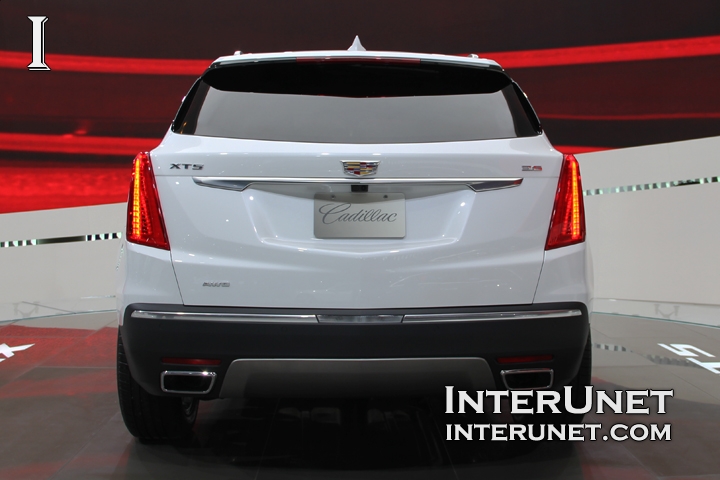 2017 Cadillac XT5 2017-Cadillac-XT5-AWD-rear