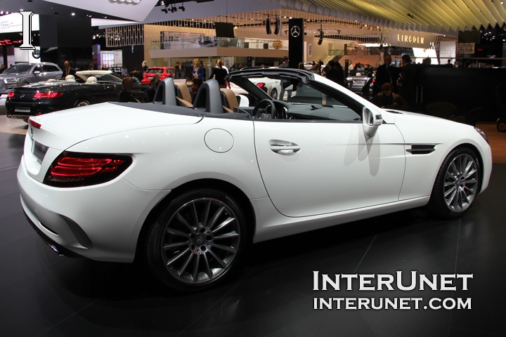 2017 Mercedes-Benz SLC 2017-Mercedes-Benz-SLC-rear-side