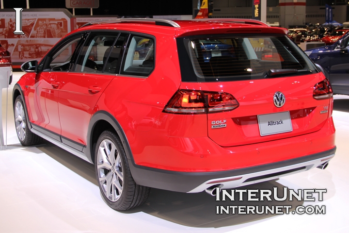 2017 VW Golf SportWagen Alltrack 2017-Volkswagen-Golf-SportWagen-Alltrack-rear
