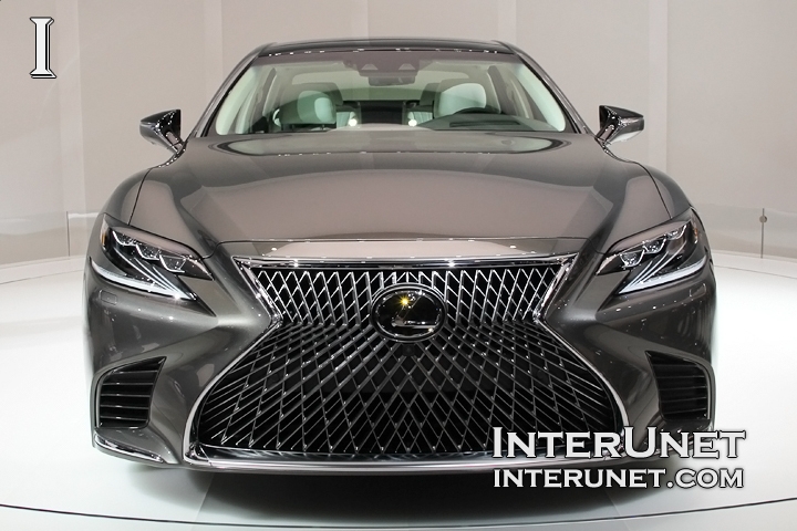 2018-Lexus-LS-500-front