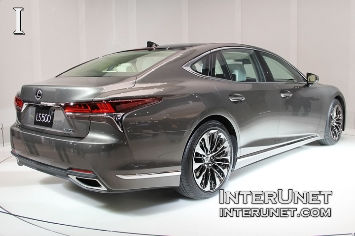 2018-Lexus-LS-500-rear-right