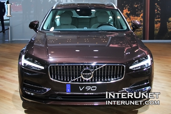 2018-Volvo-V90-T6-Wagon-front