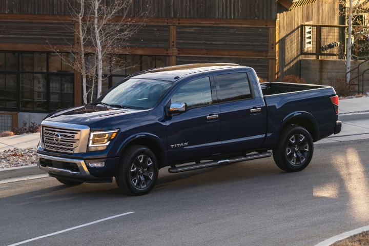 2021_Nissan_Titan_4x4_truck