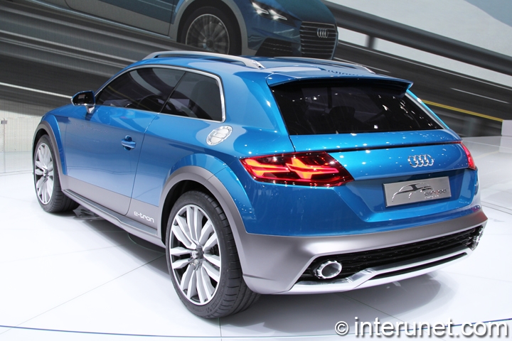 Audi-all-road-shooting-brake-concept-rear-and-side-view
