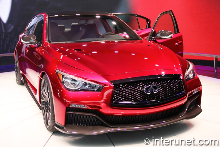 Infiniti Q50 Eau Rouge Infiniti-Q50-Eau-Rouge-front-view